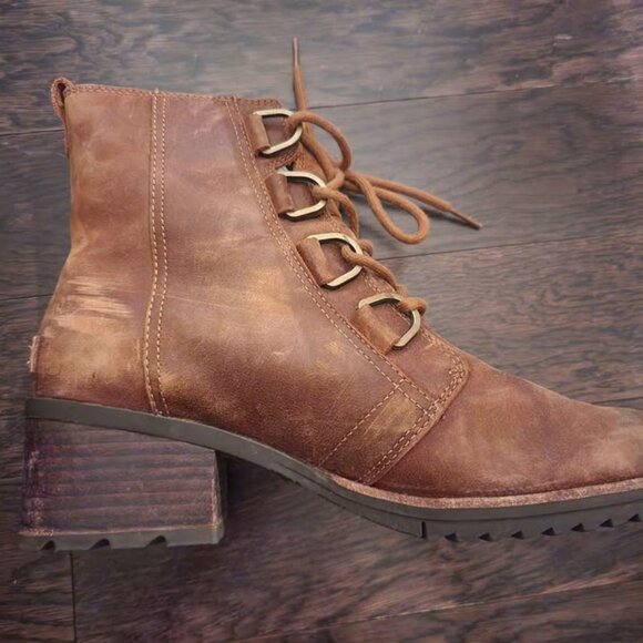 Sorel Cate Lace Bootie - Picture 4 of 5